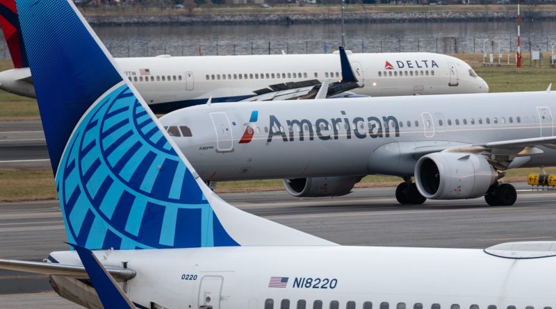 Airlines waive change fees ahead of nor’easter as flight delays begin