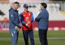 England vs Sri Lanka 3rd T20I Live Score: ENG continues to pick regular wickets, SL 101/4