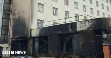 Folkestone council evacuates nearby residents after Grand Burstin hotel fire
