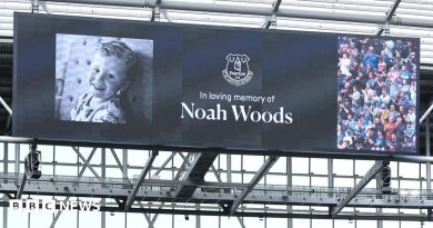 Everton and Ipswich fans and players honour Noah Woods