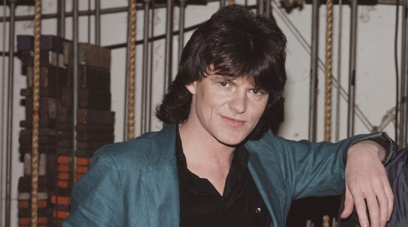 Vocalist for New Wave Band Naked Eyes Was 74