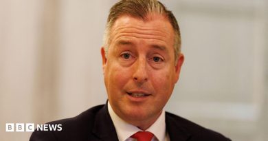 Stormont: Northern Ireland budget entering ‘no-deal territory’, says education minister