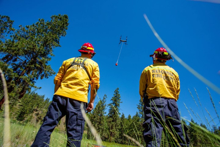 Drones could take on bigger role in future wildfire firefighting – Okanagan