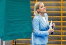 Swedish voters go to polls to choose a new parliament as hard right bids for role in government