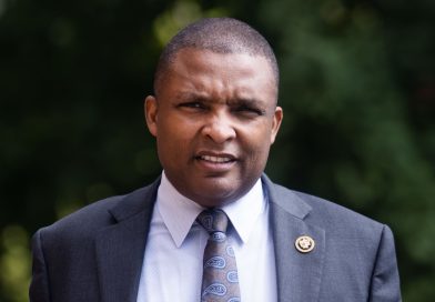 House Democrat wants to ban candidates from trading on their own race