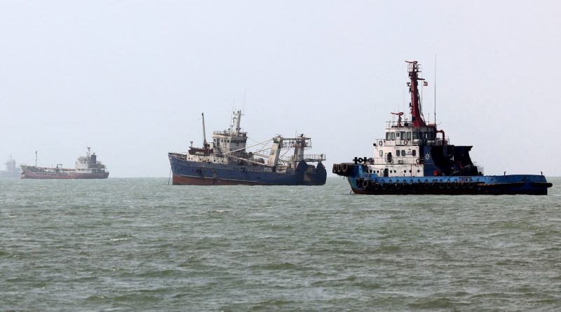 Fragile rebound in oil exports threatened by Iran attacks in Hormuz
