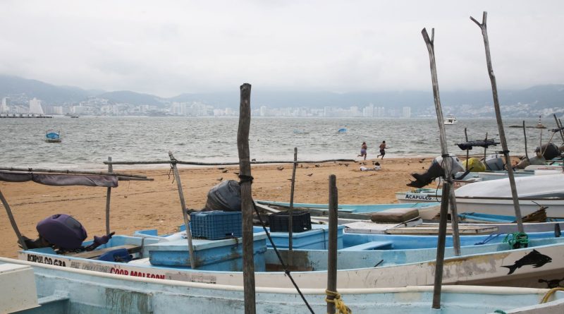 Hurricane Trudy heads toward Mexico as Typhoon Champi threatens Guam