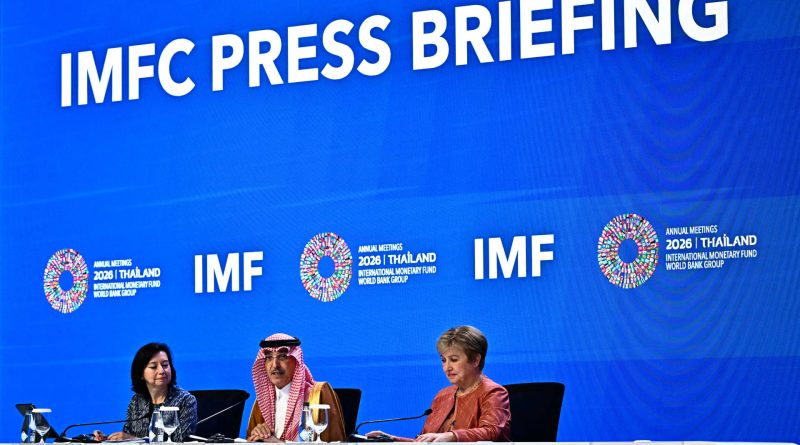 IMFC chair says global economy resilient; delegates walk out on Russian official