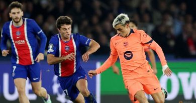 Barcelona take heart despite third straight defeat to PSG