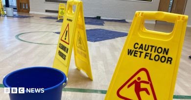 Strathfoyle: St Oliver Plunkett Primary School to close due to water leaks