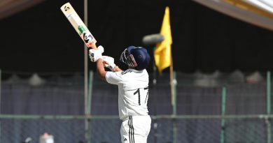 Why is Rishabh Pant not keeping in Irani Cup match?