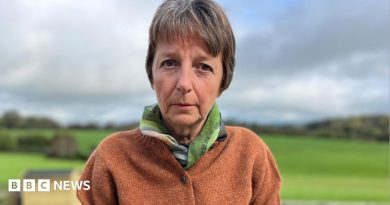 Woman told she had cancer by data-breaching hospital worker