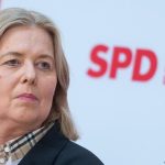 Labor Minister’s resignation deals a blow to Merz