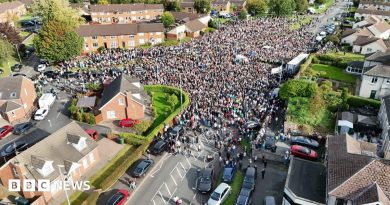 Portadown: Rallies take place on Garvaghy Road and Edgarstown over Drumcree dispute