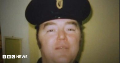 Brian Stack: Family of prison officer killed by IRA receives state apology