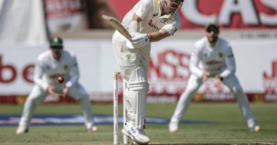 South Africa vs Australia, 1st Test LIVE score: Head, Maddinson fall cheaply; Aussies two down