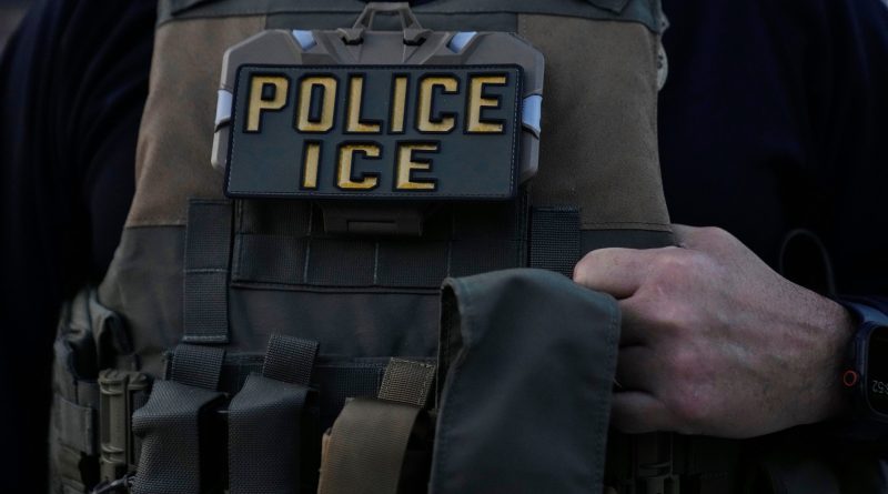 Federal government sues Denver over law enforcement mask ban