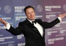 Elon Musk Pushes Beyond Cars as Tesla Weighs SpaceX Merger
