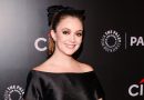 Billie Lourd Teases ‘More Bathtubs’ in AHS 13, Pitches Salem