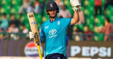 Duckett and Dawson earn England consolation win over Sri Lanka in ODI tri-series