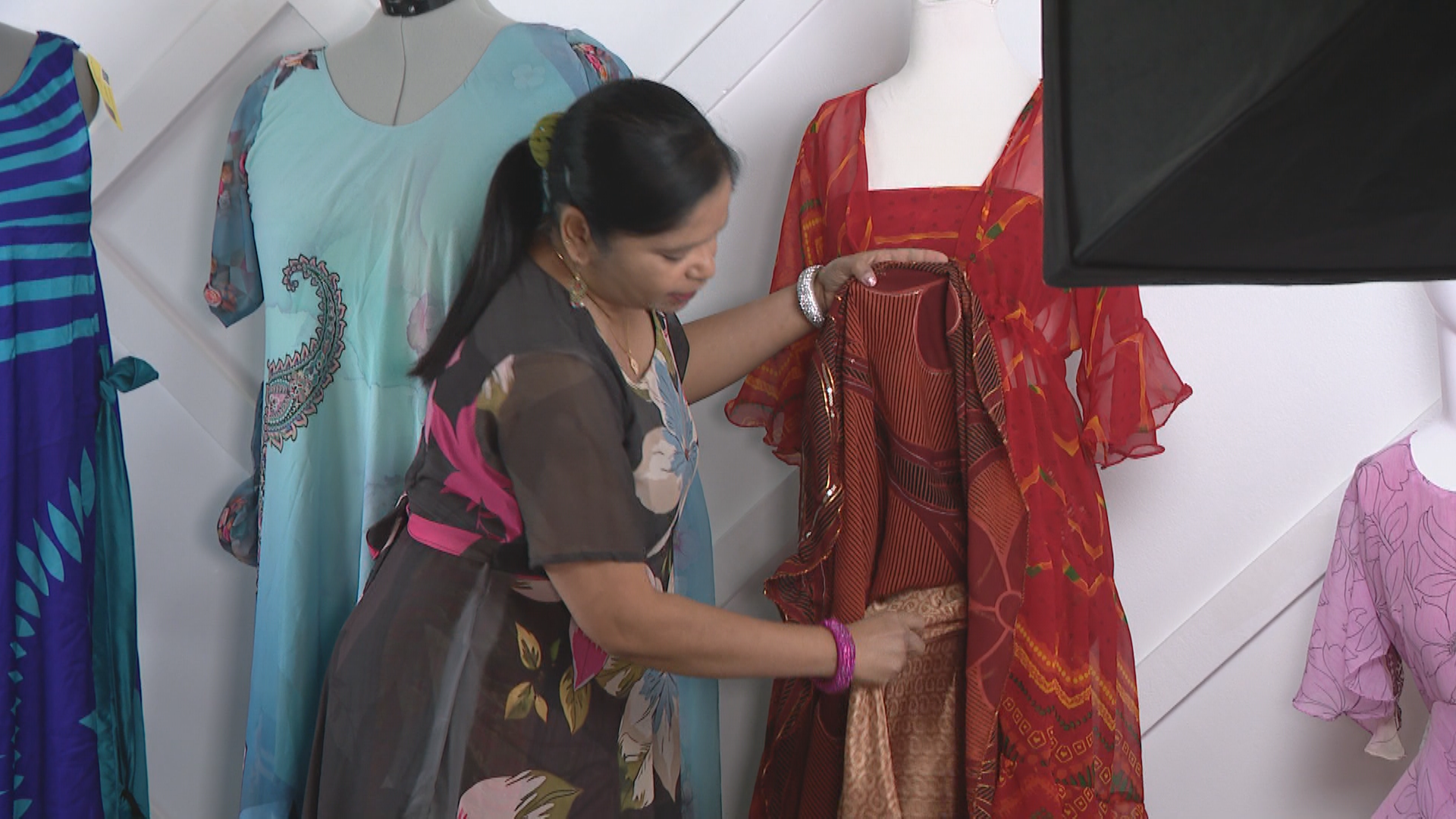 Saskatoon woman transforming discarded saris, giving new purpose – Saskatoon