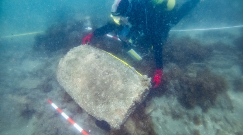 26 barrels found in Marbella shipwreck could help solve 139-year-old mystery « Euro Weekly News