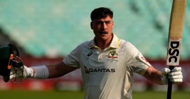 SA vs AUS, 1st Test: Renshaw scores 190 as Australia leads South Africa by 363 runs on Day 2