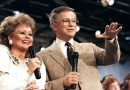 Jim Bakker, disgraced televangelist known for financial and sex scandals, dead at 86