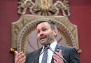 Poll suggests PQ referendum pledge cost party majority as Alberta vote fuels sovereignty debate