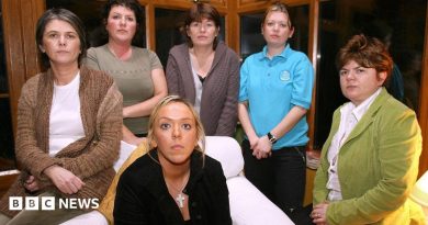Robert McCartney: The alleyway murder in Belfast and the women who fought as far as the White House