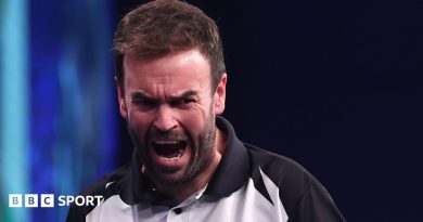 Ross Smith holds on to beat Martin Schindler in European Championship final