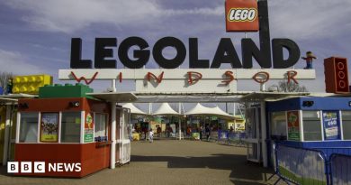 Legoland Windsor evacuated over burst water main