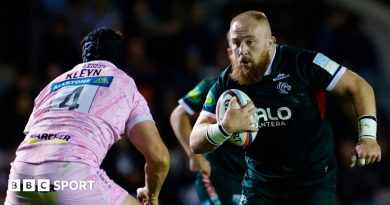Leicester 38-31 Gloucester: Tigers battle back to earn first home win of season