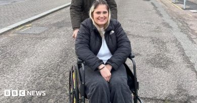 Bath wheelchair user ‘had to crawl’ off GWR train from London