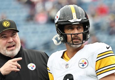 Steelers’ Mike McCarthy regrets profane exchange with Aaron Rodgers