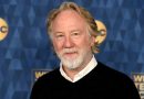 Judge dismisses child sexual abuse charges against actor Timothy Busfield – National