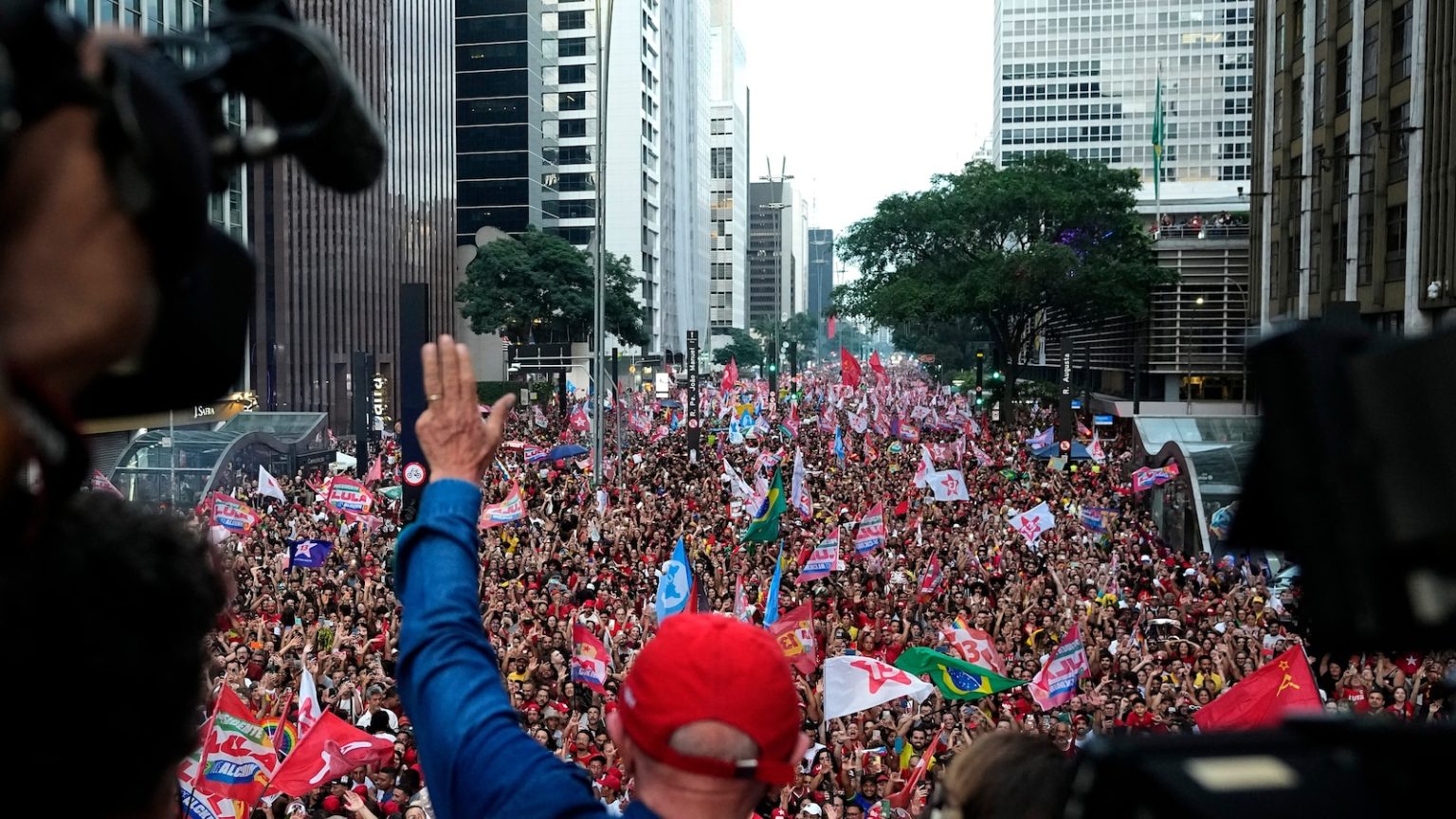 Brazil’s Lula, Bolsonaro close arguments to voters ahead of nail-biting ...
